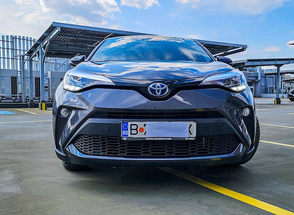 TOYOTA C-HR 2021 — imagine 2