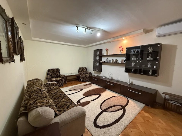 Apartament cu 3 camere, decomandat, 65 mp utili, etaj 4 cu acoperis - Soarelui — fotografia 2