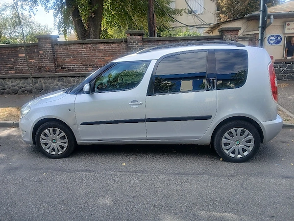 SKODA Roomster 2012 — imagine 2