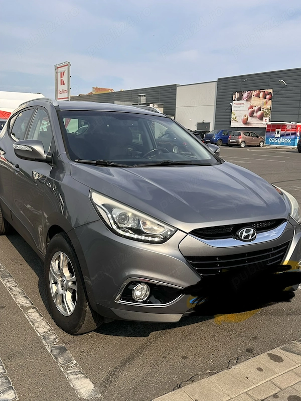 Vând Hyundai ix35