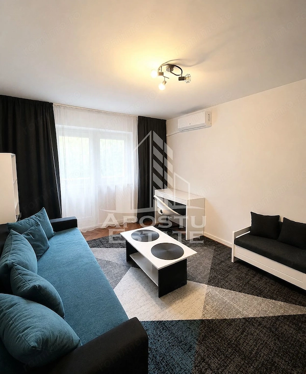 Apartament de vanzare cu 2 camere, semidecomandat, zona Dambovita — fotografia 1