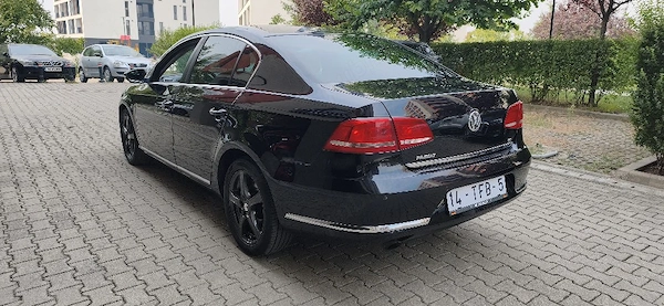 VOLKSWAGEN Passat 2013 — imagine 3