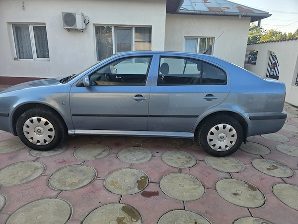 SKODA Octavia 2010 — imagine 5