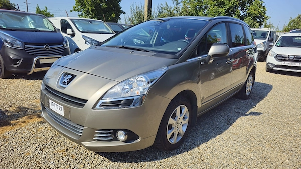 PEUGEOT 5008 2013 — imagine 2