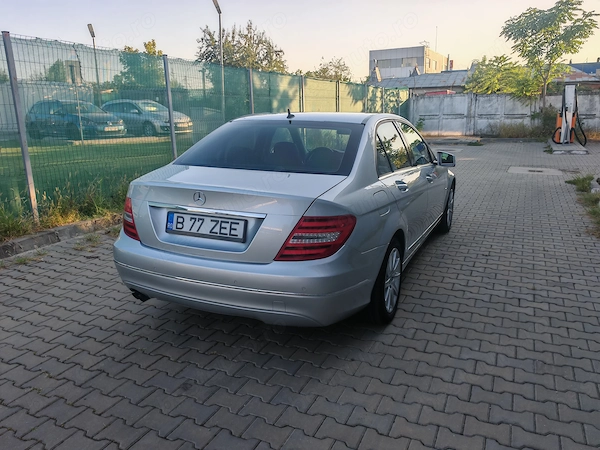 MERCEDES-BENZ C-Class 2011 — imagine 4