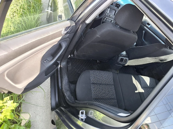 VOLKSWAGEN Golf 2013 — imagine 9