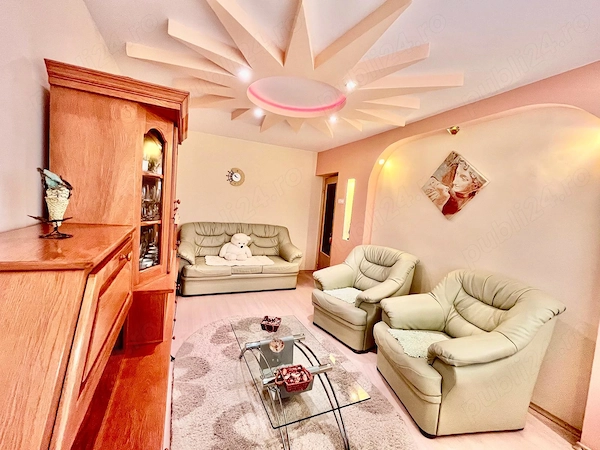 Apartament de vânzare cu 2 camere, etaj 4 — fotografia 1