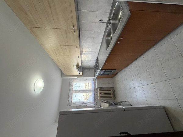 Apartament 2 camere de inchiriat Bd Chisinau Pantelimon — fotografia 3