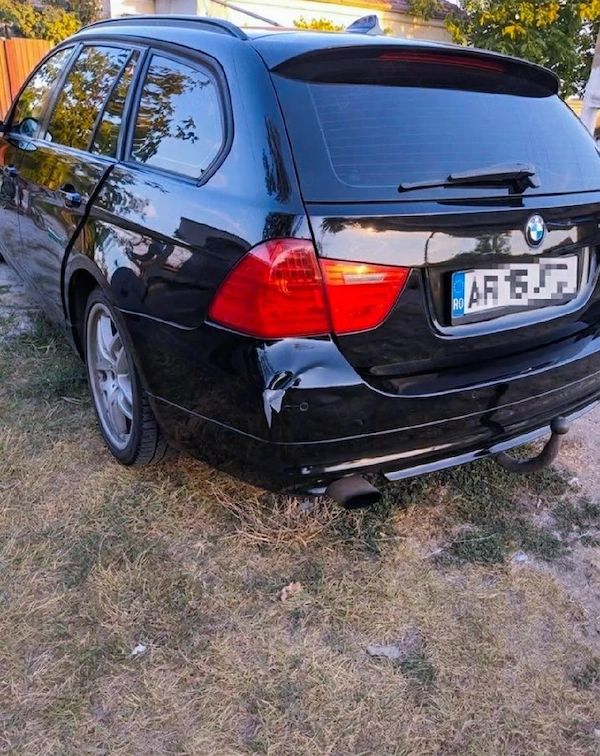 BMW 3 Series 2011 — imagine 7