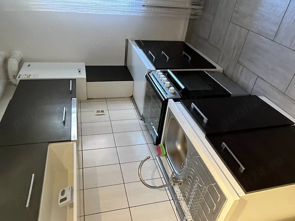 Apartament de închiriat 2 camere, Aleea Parc, Sebeș — fotografia 3
