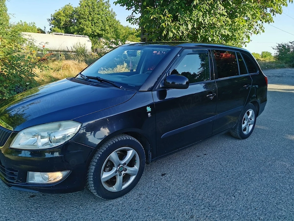 SKODA Fabia 2011 — imagine 5