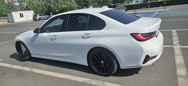 BMW 3 Series 2022 — imagine 8