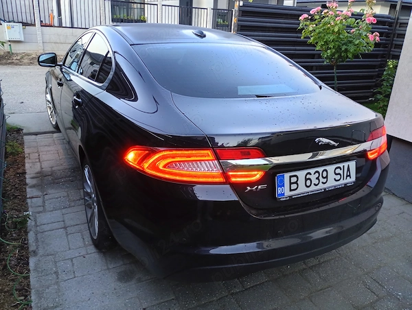 JAGUAR XF 2012 — imagine 3