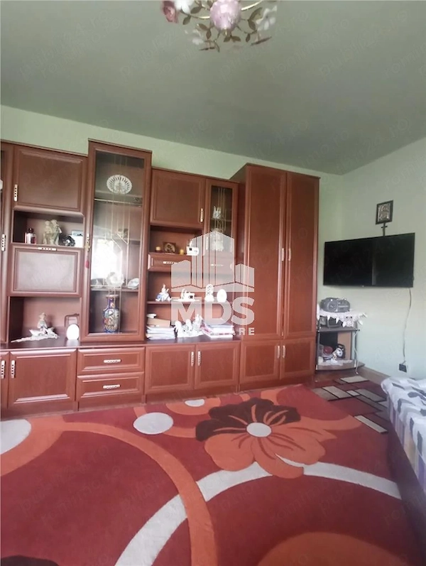 Decomandat cu centrala propie linga Piata Verde — fotografia 3