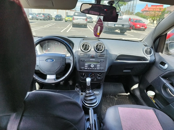 FORD Fiesta 2007 — imagine 9