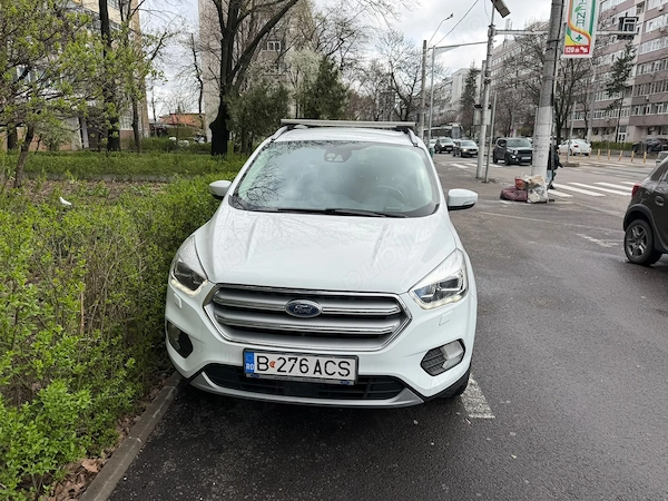 FORD Kuga 2019 — imagine 2