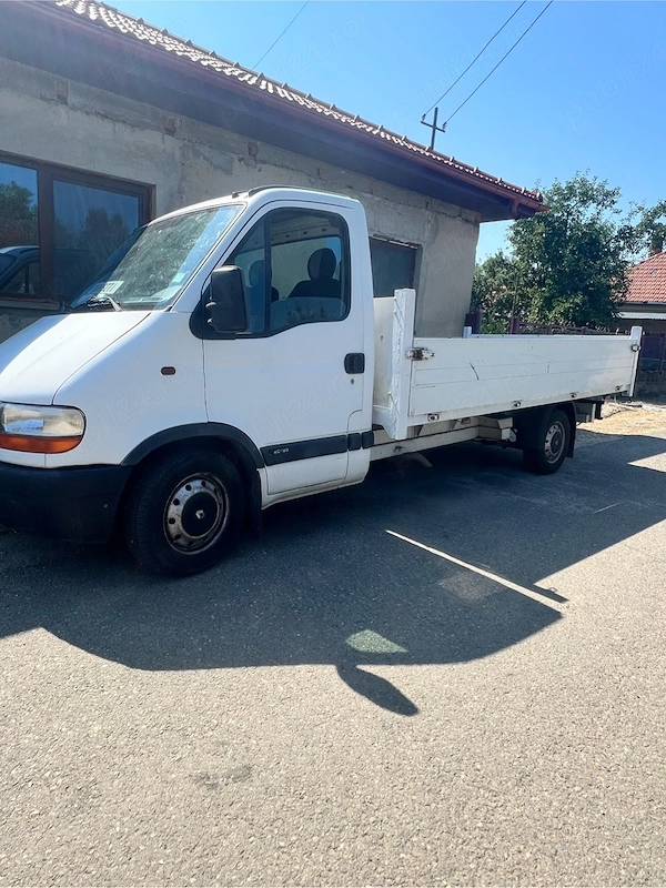 RENAULT Master