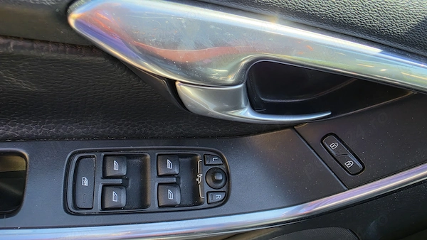VOLVO XC60 2013 — imagine 7