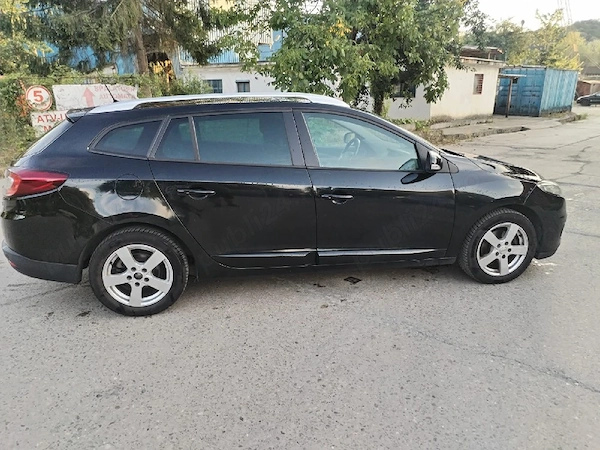 RENAULT Megane 2013 — imagine 2