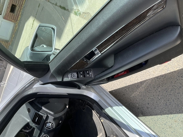 MERCEDES-BENZ E-Class 2009 — imagine 3