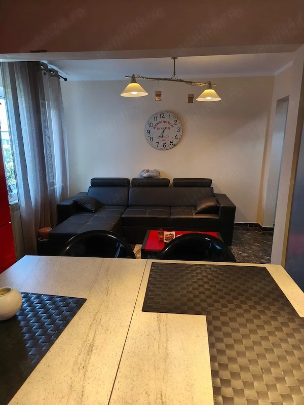 Apartament 4 camere complet mobilat — fotografia 1