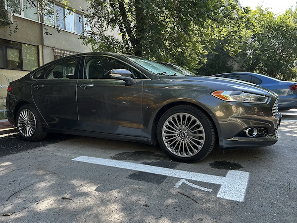 FORD Fusion 2016 — imagine 9