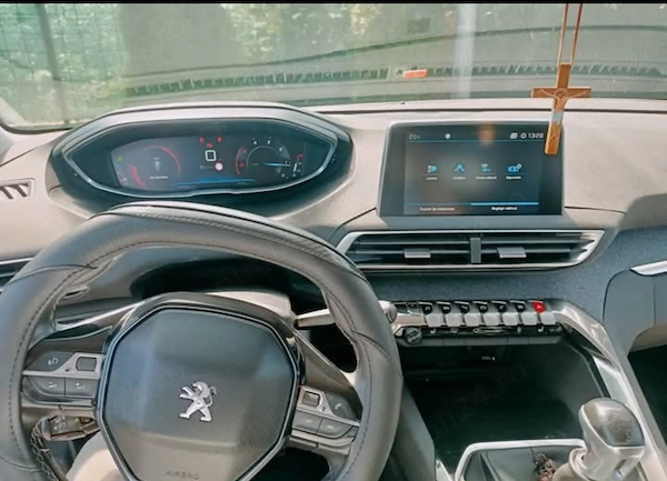 PEUGEOT 5008 2017 — imagine 4