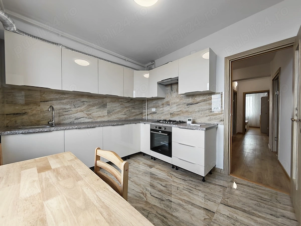 Ultracentral Unirii, 3 camere decomandat, totul nou — fotografia 3