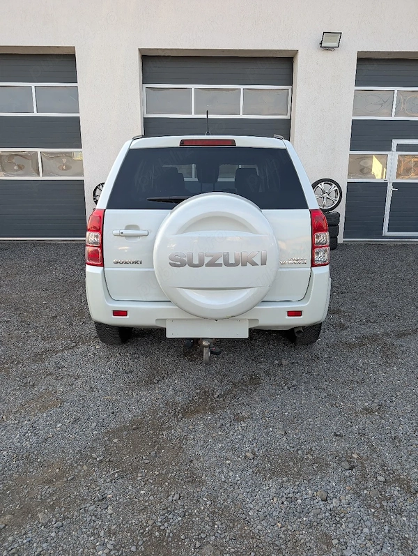 SUZUKI Grand Vitara 2010 — imagine 2