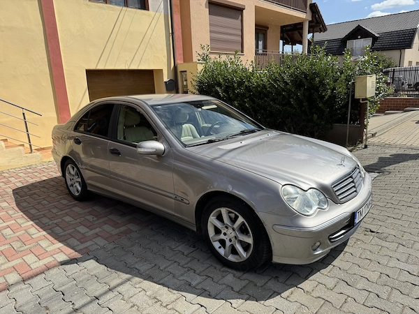 MERCEDES-BENZ C-Class 2005 — imagine 2