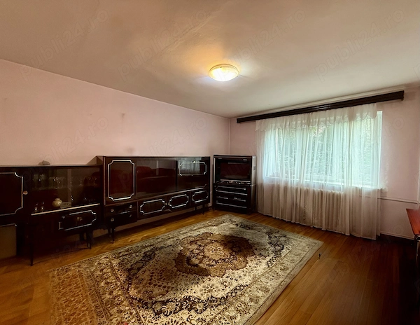 Apartament 3 camere decomandat bilateral, 63 mp utili, parter înalt, zona centrală, 2 balcoane — fotografia 3