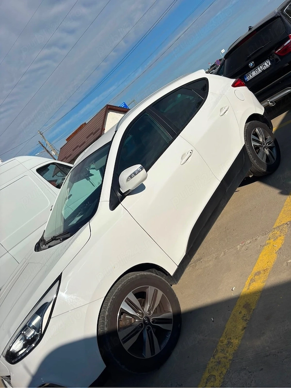 HYUNDAI ix35 2015 — imagine 2