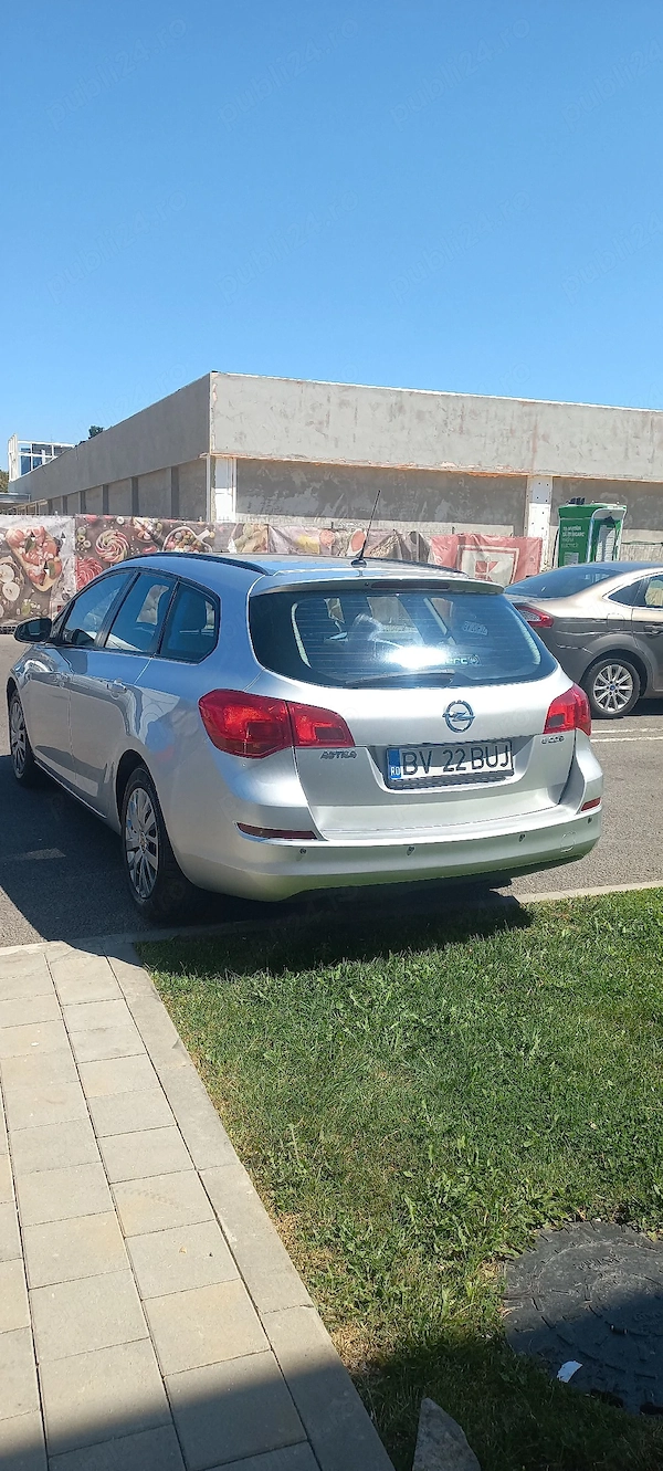 OPEL Astra 2013 — imagine 3