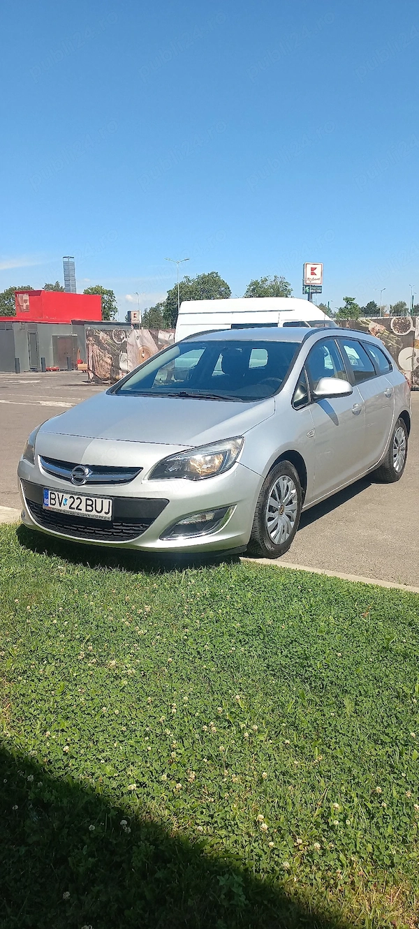 OPEL Astra 2013 — imagine 4