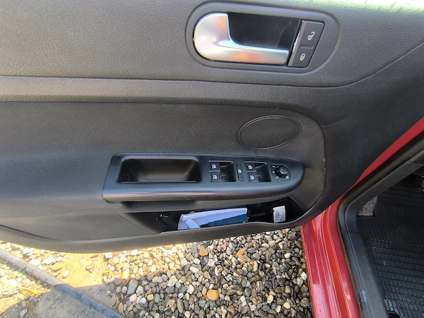 VOLKSWAGEN Golf 2010 — imagine 3