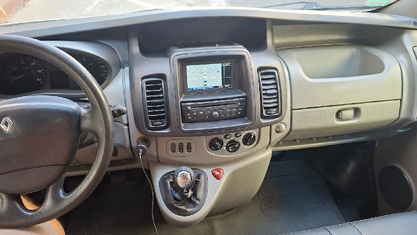 RENAULT Trafic 2012 — imagine 10