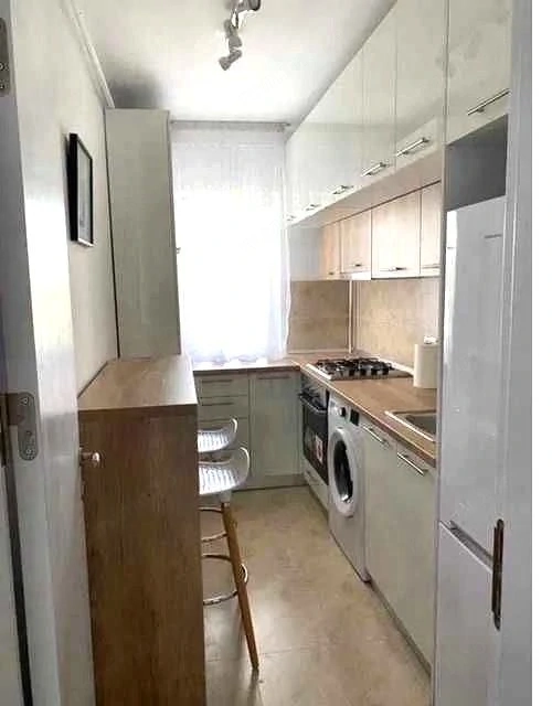 Închiriez Garsonieră nouă, 37 mp + balcon, bloc 2023, Parcul Teilor – Titan — fotografia 2
