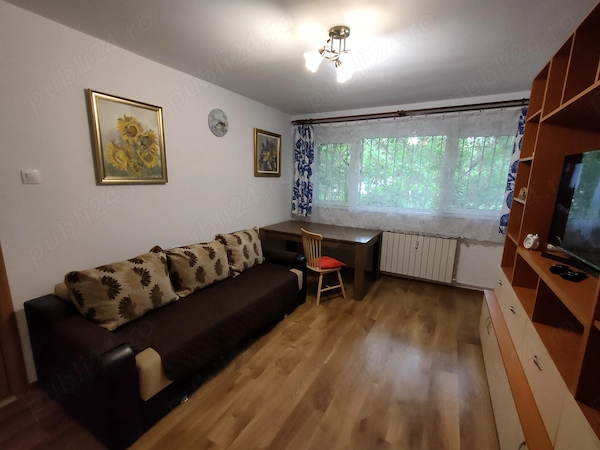 Apartament 2 camere decomandat confort 1 la Parter Prima inchiriere langa Plaza si Piata Moghioros — fotografia 1