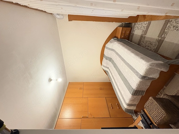 Vând apartament cu 3 camere, semidecomandat, zona Circumvalațiunii — fotografia 3