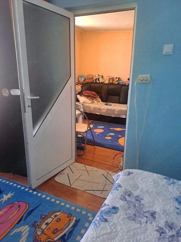 Apartament cu 2 camere Micro 6, pe Bulevardul Unirii — fotografia 3