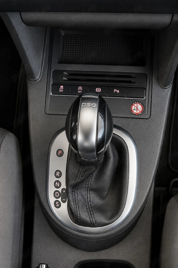 VOLKSWAGEN Touran 2014 — imagine 5