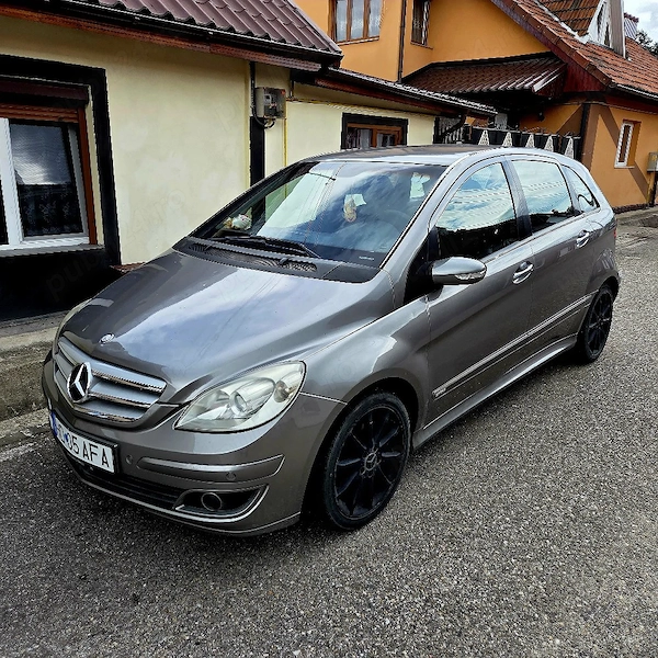 MERCEDES-BENZ B-Class