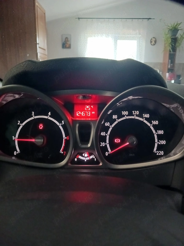 FORD Fiesta 2010 — imagine 4