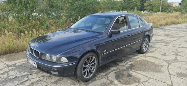 BMW 5 Series 2000 — imagine 2