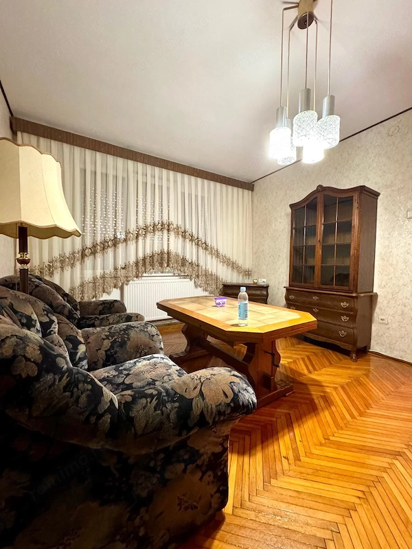 2 camere, 45 mp, centrala si garaj, Tipografilor - parter — fotografia 1