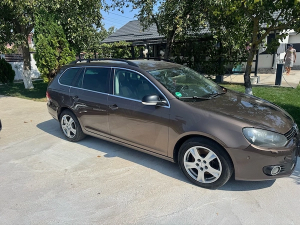 VOLKSWAGEN Golf 2011 — imagine 2