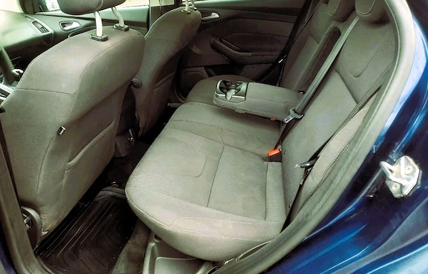 FORD Focus 2012 — imagine 5