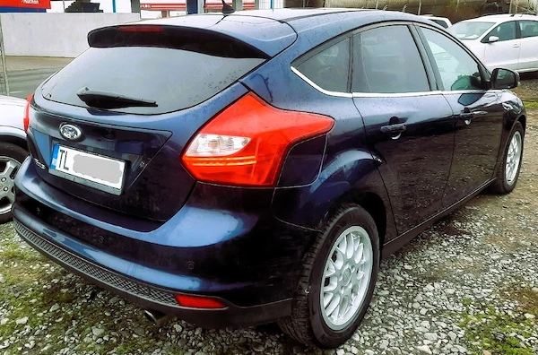 FORD Focus 2012 — imagine 6