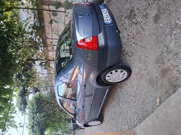 DACIA Logan 2007 — imagine 2
