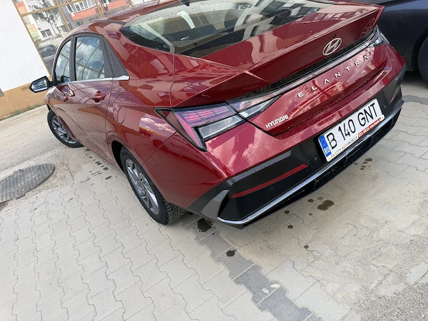 HYUNDAI Elantra 2024 — imagine 4